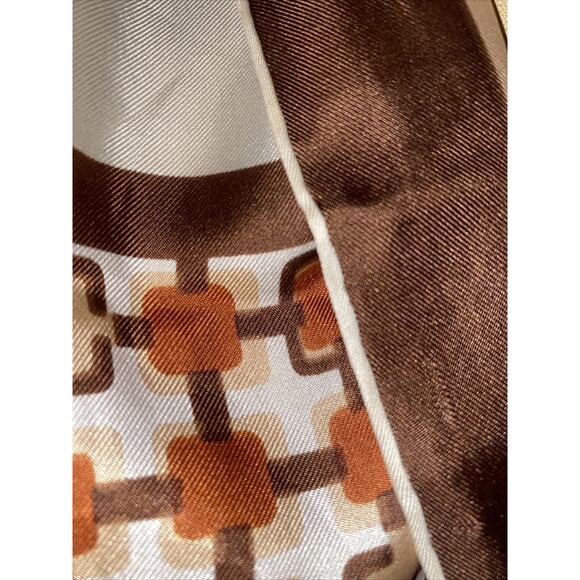 Vintage The Denver 100% Silk Brown Rectangular Scarf Made in Japan Hand Rolled - Picture 5 of 7